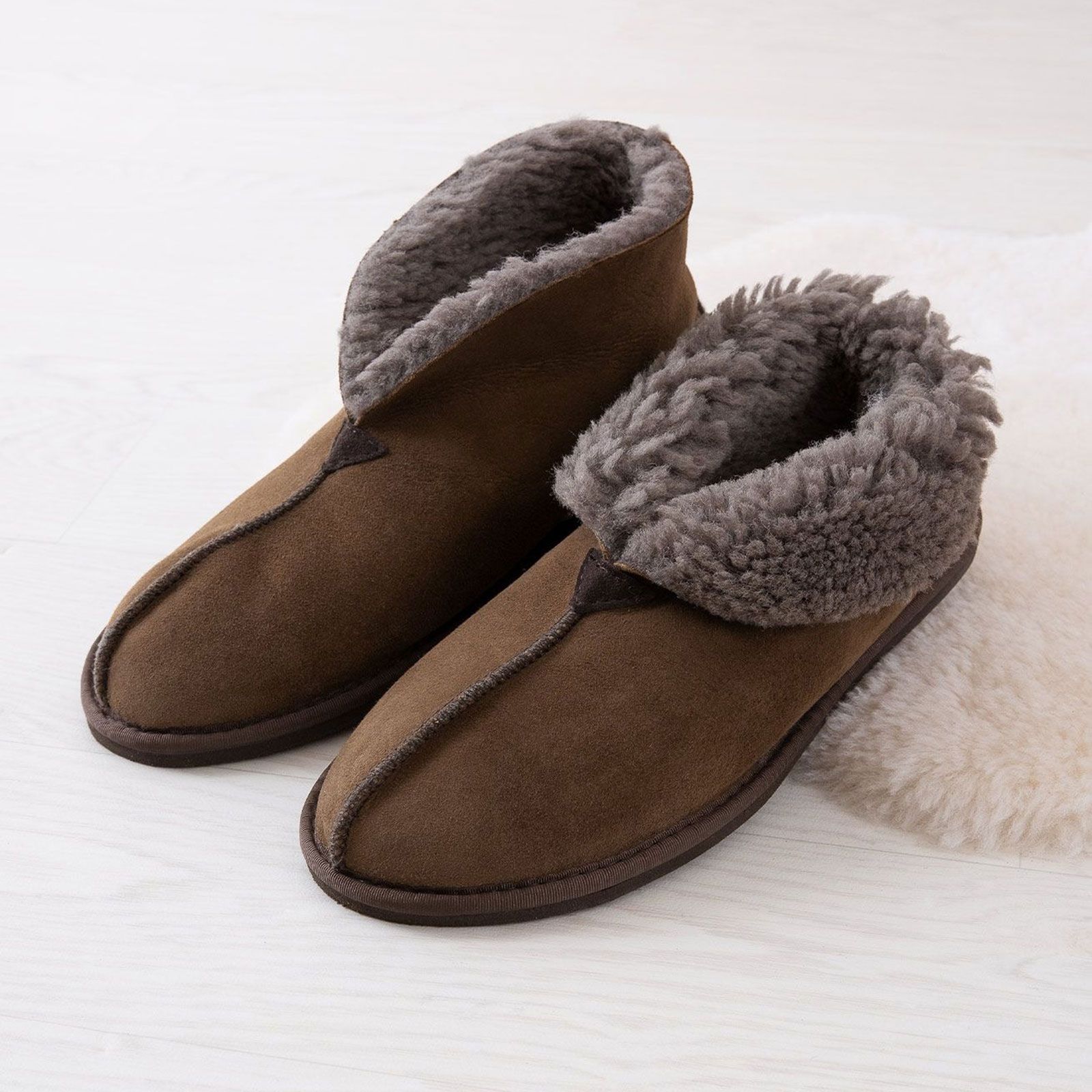 Men's Sheepskin Bootee Slippers