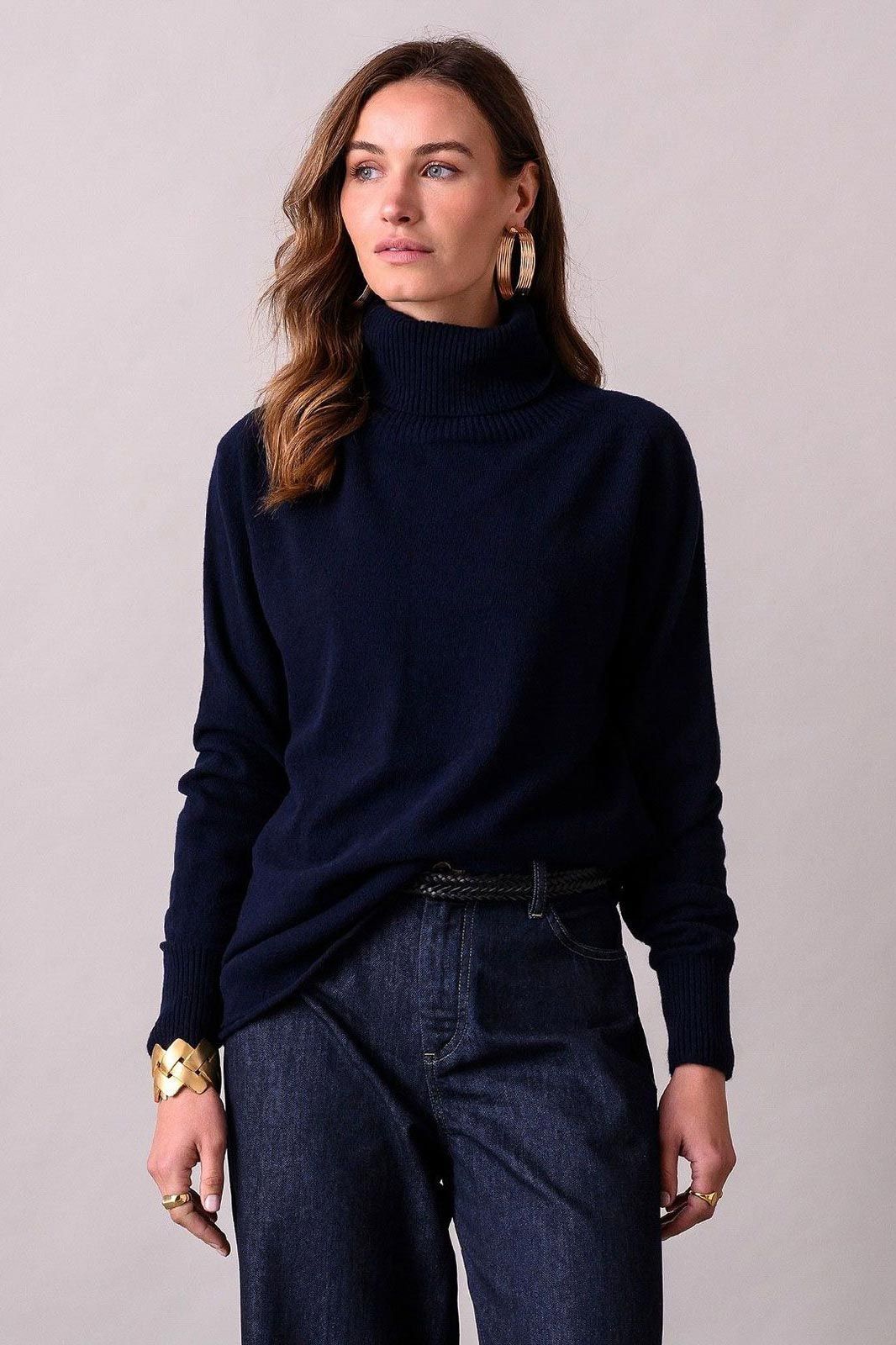 Geelong Slouch Roll Neck